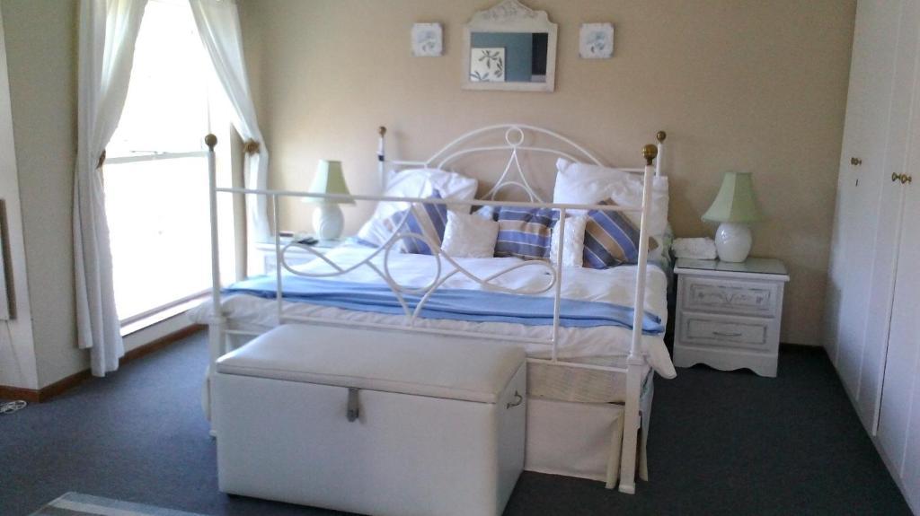 Constantia Lazy River Cape Town Room photo