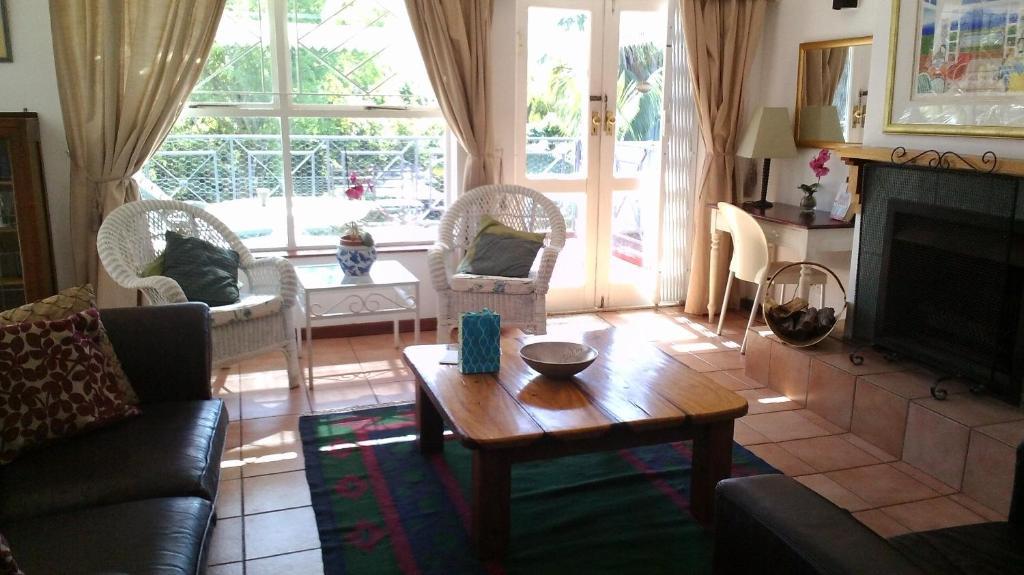 Constantia Lazy River Cape Town Room photo